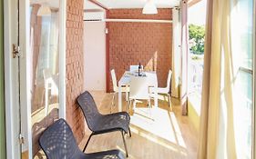 2 Bedroom Pet Friendly Apartment In Alicante