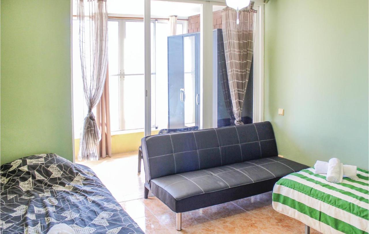 2 Bedroom Pet Friendly Apartment In Alicante Extérieur photo